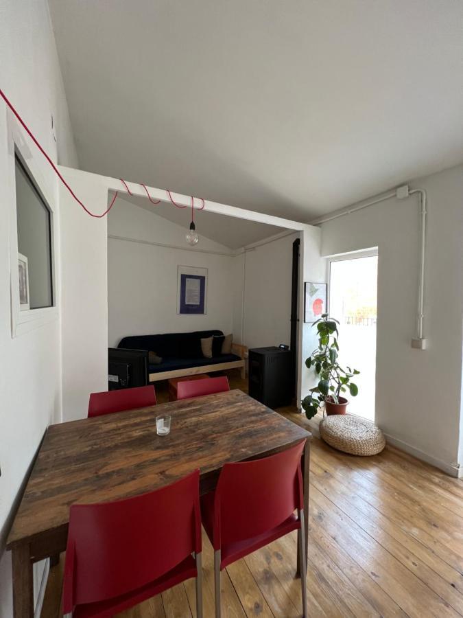 Alojamiento Con Encanto En Planta Superior Ideal Para Trabajo Y Escapadas Familiares En Montserrat Esparreguera Extérieur photo